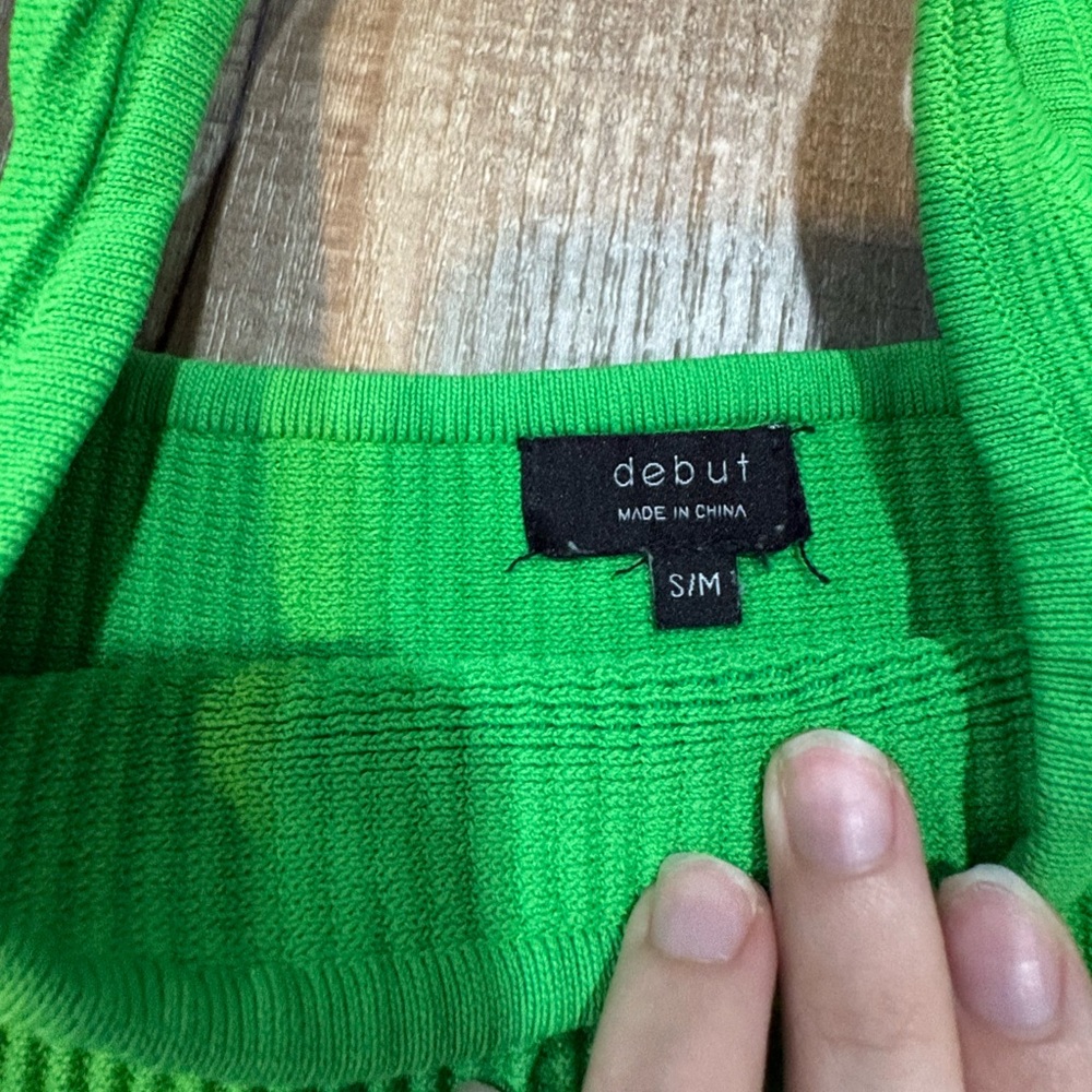 Cropped Tank - Picture 4 of 5